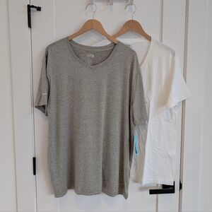 ✨4 for 12 Pair of Men's T-Shirts- XL